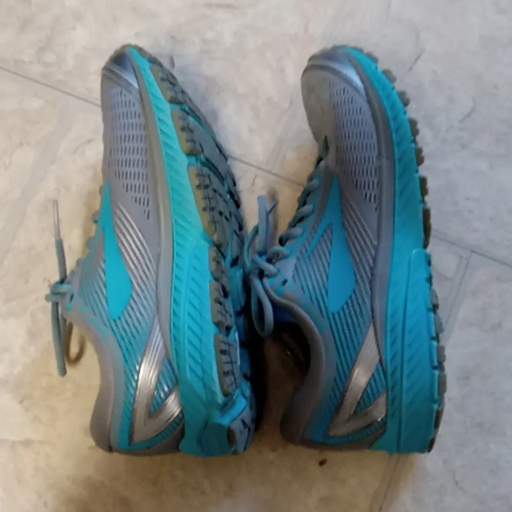 Brooks Womens DNA Sneakers Size 8.5 - Picture 3 of 5